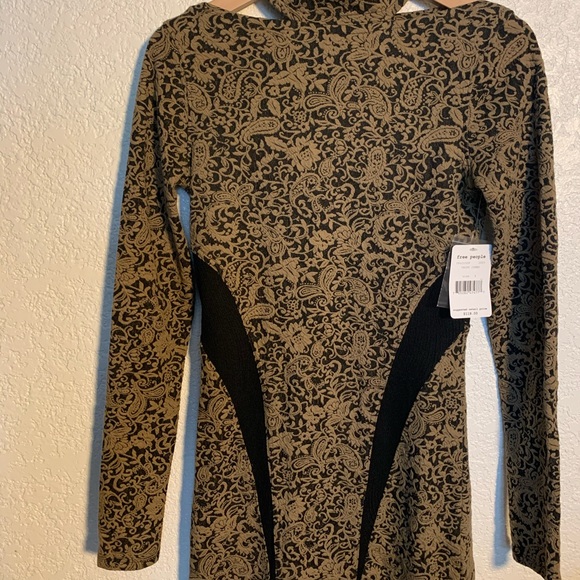 Free People Mini - Picture 4 of 5